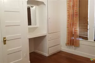 1123 W Coll St, New Braunfels, TX 78130 - Photo 7