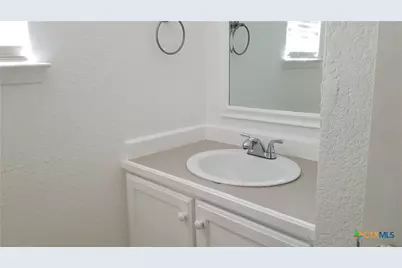 1123 Coll Street, New Braunfels, TX 78130 - Photo 23
