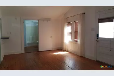 1123 Coll Street, New Braunfels, TX 78130 - Photo 17