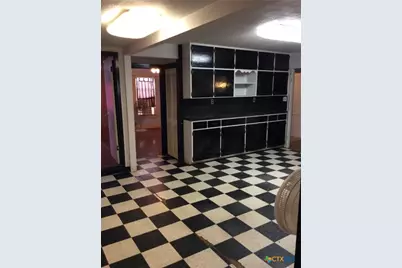 914 Macarthur Street, Cuero, TX 77954 - Photo 15