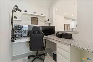 2275 W Oak Run Pkwy, New Braunfels, TX 78132 - Photo 13