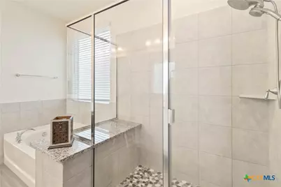 2275 W Oak Run Parkway, New Braunfels, TX 78132 - Photo 17