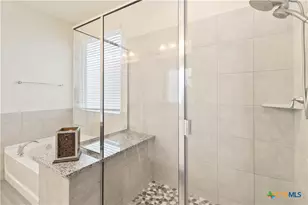 2275 W Oak Run Pkwy, New Braunfels, TX 78132 - Photo 17