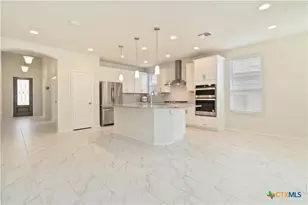 2275 W Oak Run Pkwy, New Braunfels, TX 78132 - Photo 3