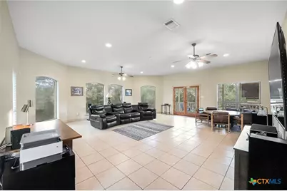 810 Bluff Ridge Court, New Braunfels, TX 78132 - Photo 25