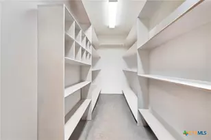 810 Bluff Ridge Ct, New Braunfels, TX 78132 - Photo 37