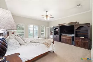 810 Bluff Ridge Ct, New Braunfels, TX 78132 - Photo 33