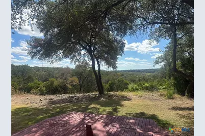 810 Bluff Ridge Court, New Braunfels, TX 78132 - Photo 7