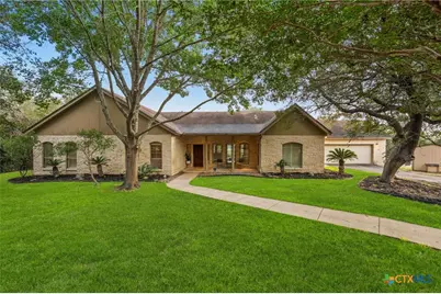 810 Bluff Ridge Court, New Braunfels, TX 78132 - Photo 3