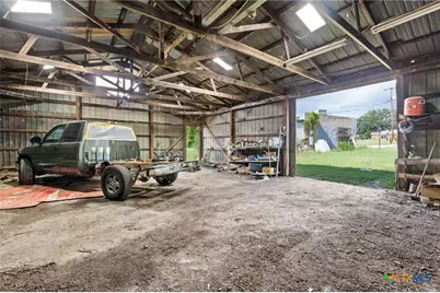 0005 S 3rd, Lometa, TX 76853 - Photo 23