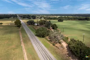 4526 State Hwy 111, Yoakum, TX 77995 - Photo 23