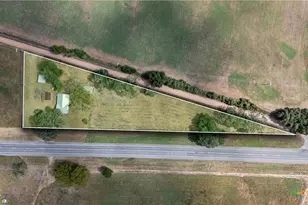 4526 State Hwy 111, Yoakum, TX 77995 - Photo 27