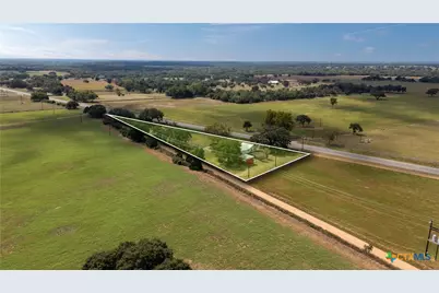 4526 State Highway 111, Yoakum, TX 77995 - Photo 21