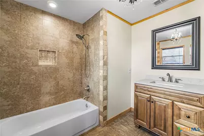 4526 State Highway 111, Yoakum, TX 77995 - Photo 9