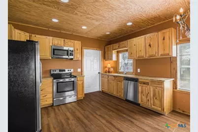 4526 State Highway 111, Yoakum, TX 77995 - Photo 5