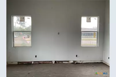 515 E French Street, Cuero, TX 77954 - Photo 25