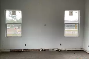 515 E French St, Cuero, TX 77954 - Photo 25