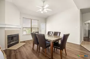 5704 Mahogany Bay, Schertz, TX 78108 - Photo 5