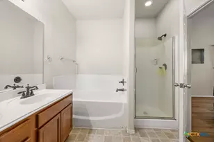 5704 Mahogany Bay, Schertz, TX 78108 - Photo 17