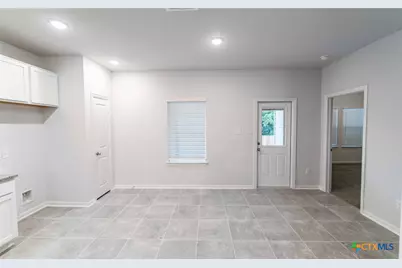 305 Jean Street, Seguin, TX 78155 - Photo 7