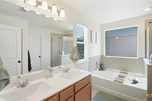 241 Deer Crest Dr, New Braunfels, TX 78130 - Photo 15