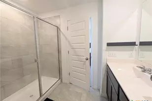 118 Canopy Oak Rd, New Braunfels, TX 78130 - Photo 7