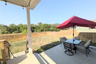 118 Canopy Oak Rd, New Braunfels, TX 78130 - Photo 15