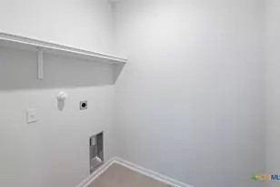 309 Ivy Roads, Seguin, TX 78155 - Photo 17