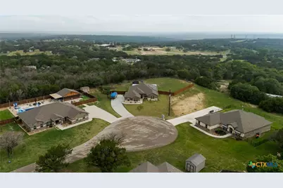 125 Savage Circle, Kempner, TX 76522 - Photo 31