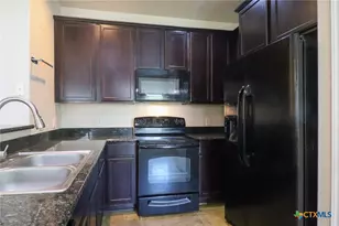 1125 Brown Rock Dr, New Braunfels, TX 78130 - Photo 11