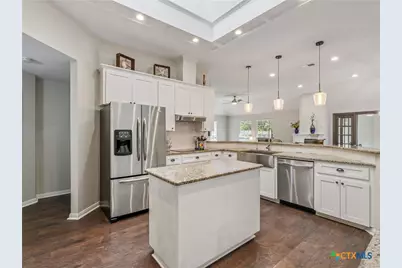 1832 Sunnybrook Drive, New Braunfels, TX 78130 - Photo 25