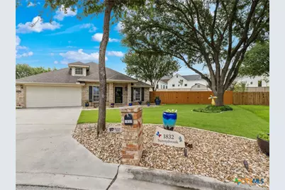 1832 Sunnybrook Drive, New Braunfels, TX 78130 - Photo 5