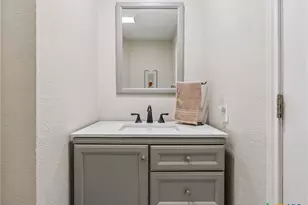 1832 Sunnybrook Dr, New Braunfels, TX 78130 - Photo 13