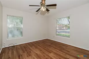 1106 N 18th St, Killeen, TX 76541 - Photo 13