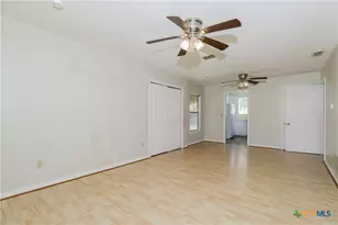 1106 N 18th St, Killeen, TX 76541 - Photo 3