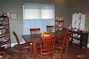 140 Elm St, Lockhart, TX 78644 - Photo 17