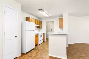 825 Sagewood Trail, San Marcos, TX 78666 - Photo 9