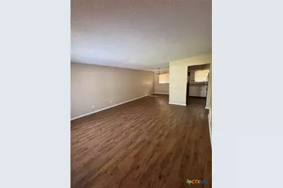 813 Burges Street, Seguin, TX 78155 - Photo 3