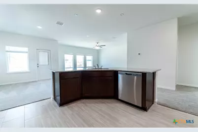 312 Jill's Path, Seguin, TX 78155 - Photo 7