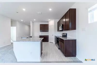 312 Jill's Path, Seguin, TX 78155 - Photo 9