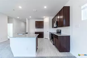 312 Jills Path, Seguin, TX 78155 - Photo 9