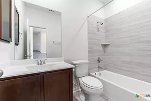 312 Jills Path, Seguin, TX 78155 - Photo 13