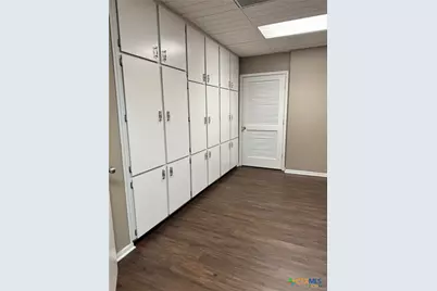 121 S Main #101, Victoria, TX 77901 - Photo 7