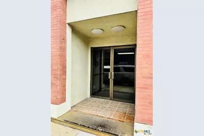 121 S Main #101, Victoria, TX 77901 - Photo 5