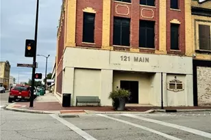 121 S Main, Victoria, TX 77901 - Photo 1