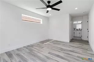 2024 Ronda Ct, Canyon Lake, TX 78133 - Photo 21