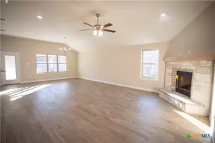 3213 Digby Dr, Belton, TX 76513 - Photo 3