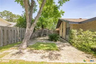 2506 Bon Aire, Victoria, TX 77901 - Photo 39