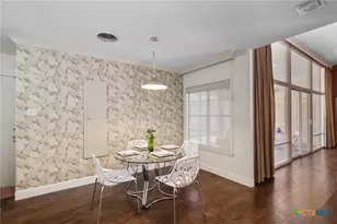 2506 Bon Aire, Victoria, TX 77901 - Photo 11