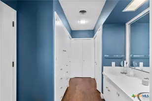 2506 Bon Aire, Victoria, TX 77901 - Photo 27